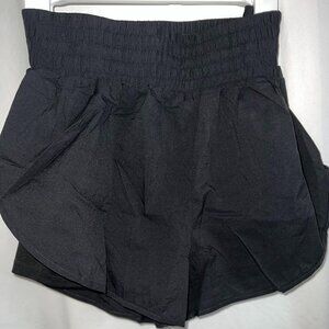 Athletic shorts